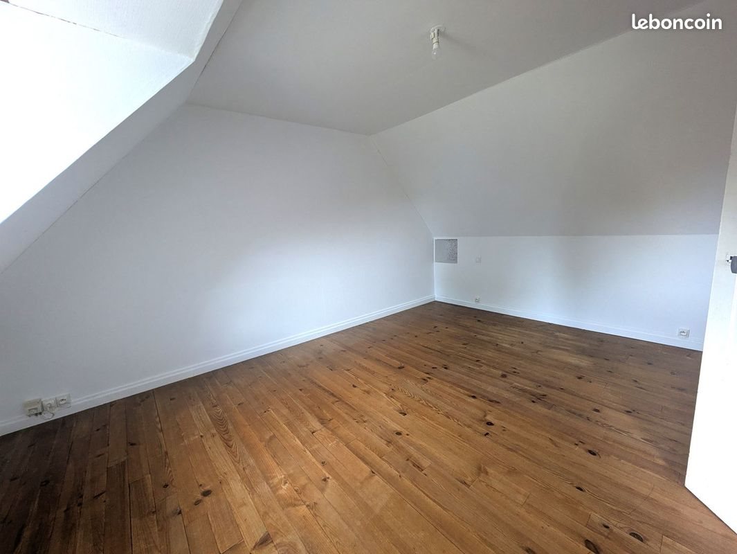 Maison à louer, 79m², Pédernec