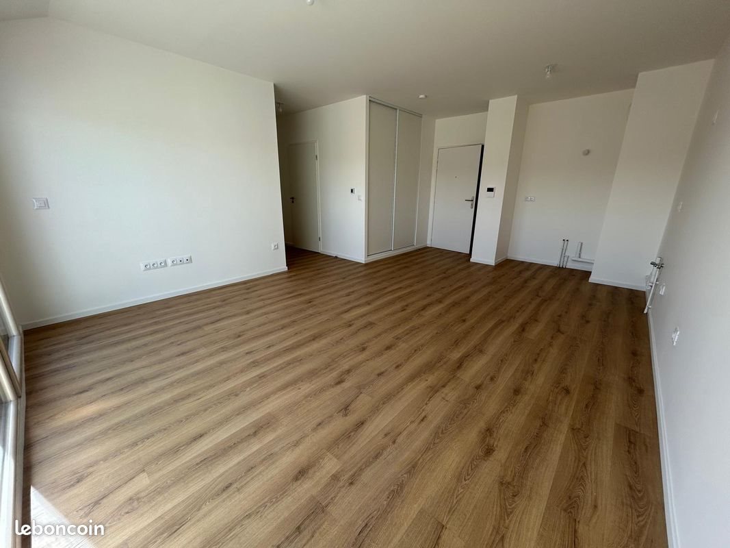 Appartement à vendre, 48m², Saint-Chéron