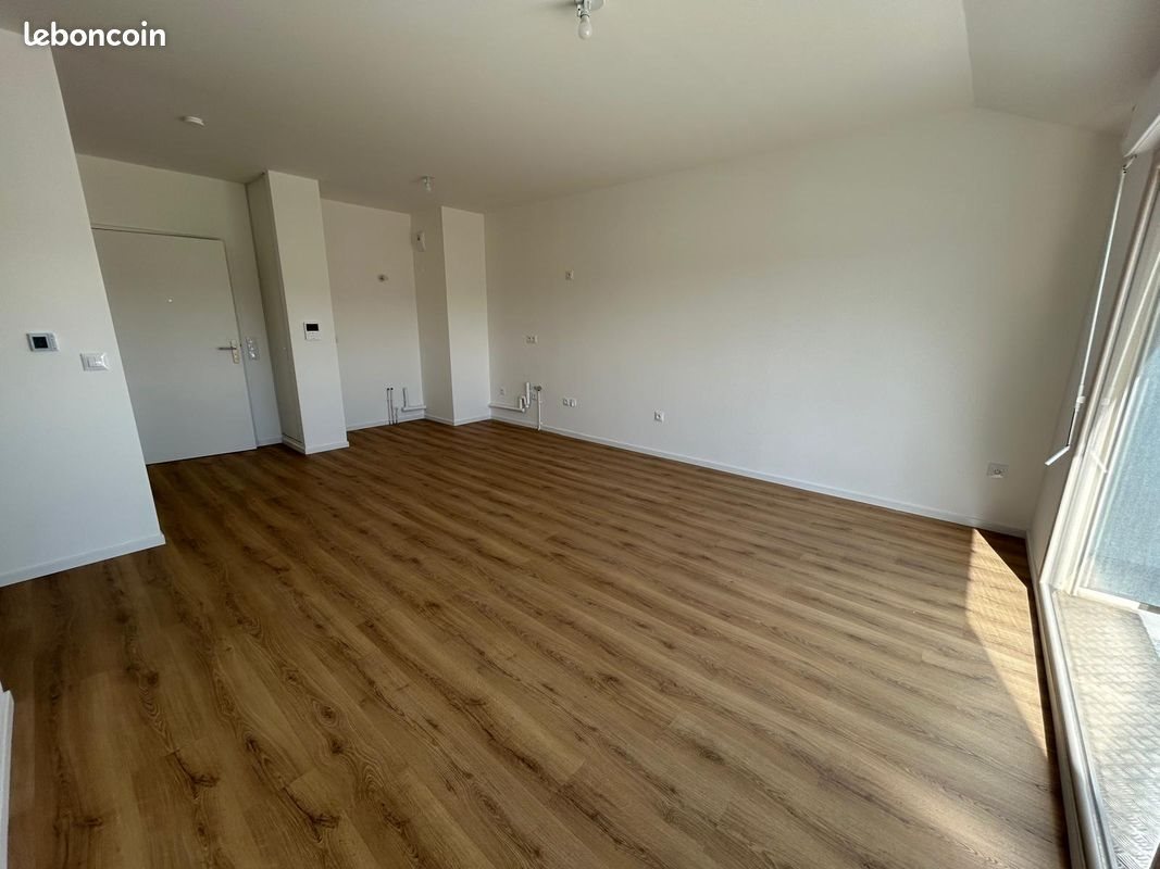 Appartement à vendre, 48m², Saint-Chéron