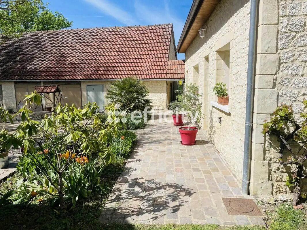 Maison à vendre, 164m², Saint-Aubin-des-Coudrais