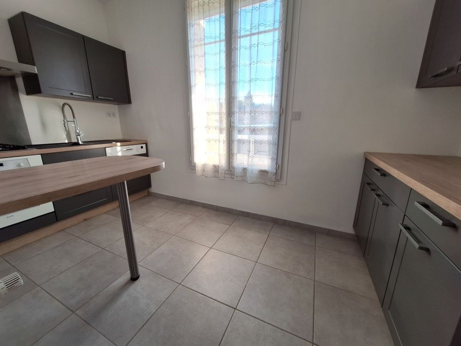 Maison à vendre, 106m², La Jonchère-Saint-Maurice