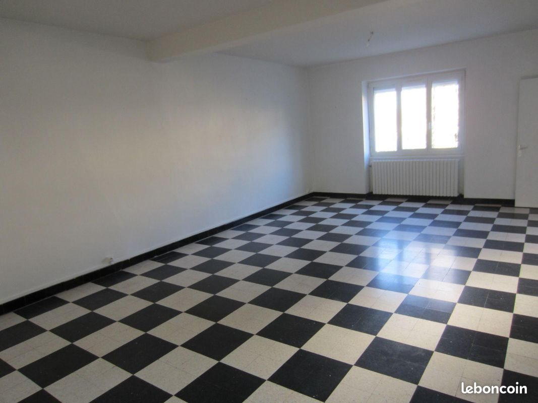 Appartement à louer, 109m², Saint-Léger-sur-Dheune