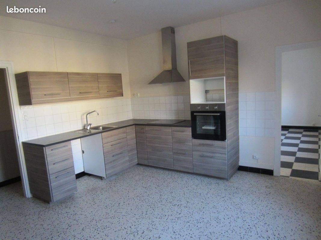 Appartement à louer, 109m², Saint-Léger-sur-Dheune