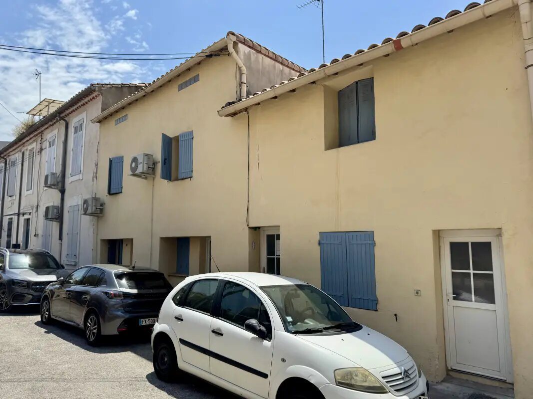 Appartement à louer, 29m², Nîmes