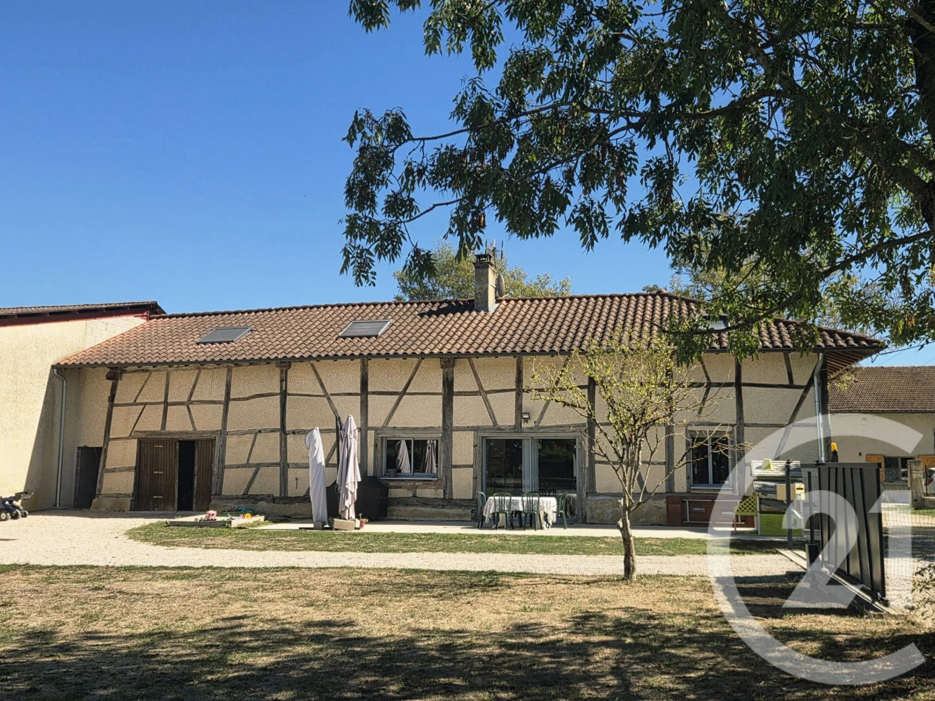 Maison à vendre, 201m², Jayat