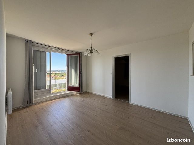 Appartement à louer, 59m², Autun