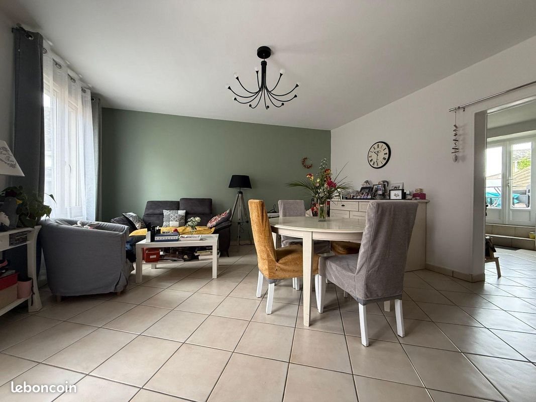 Maison à vendre, 163m², Coulans-sur-Gée