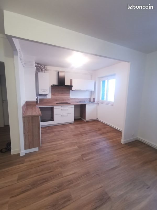 Appartement à louer, 63m², Issoire