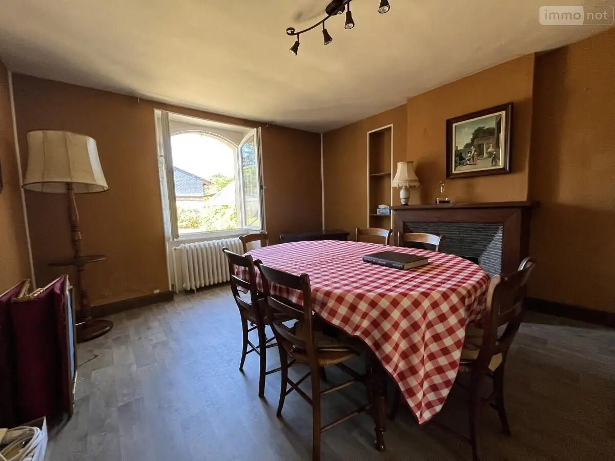 Maison à vendre, 115m², Dollon