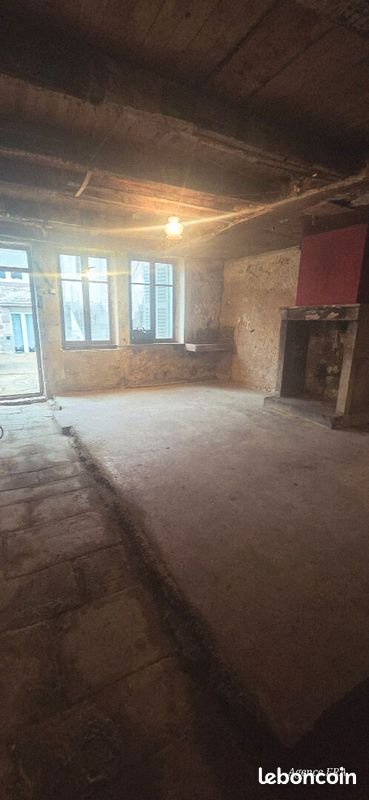 Maison à vendre, 215m², Luxeuil-les-Bains