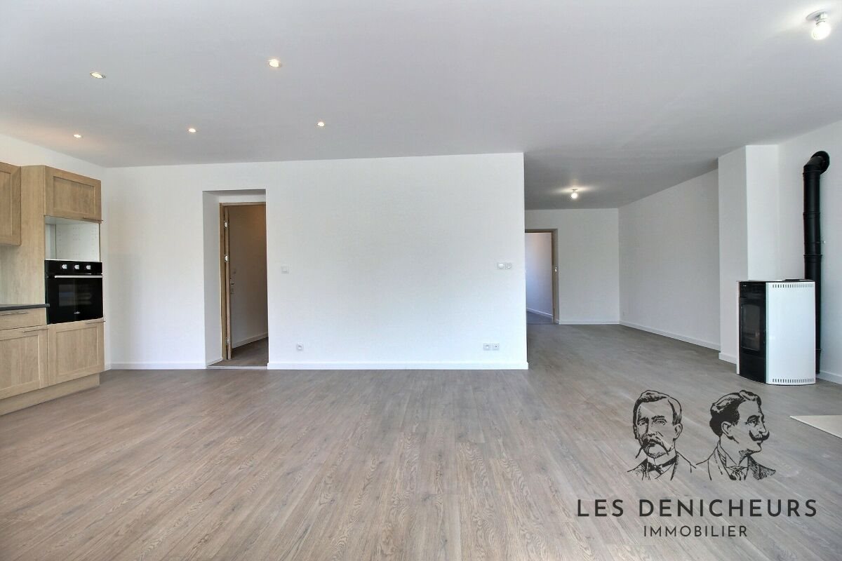 Maison à vendre, 185m², Wignehies
