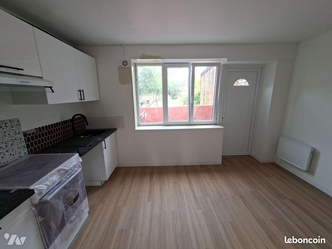 Appartement à louer, 70m², Trélon