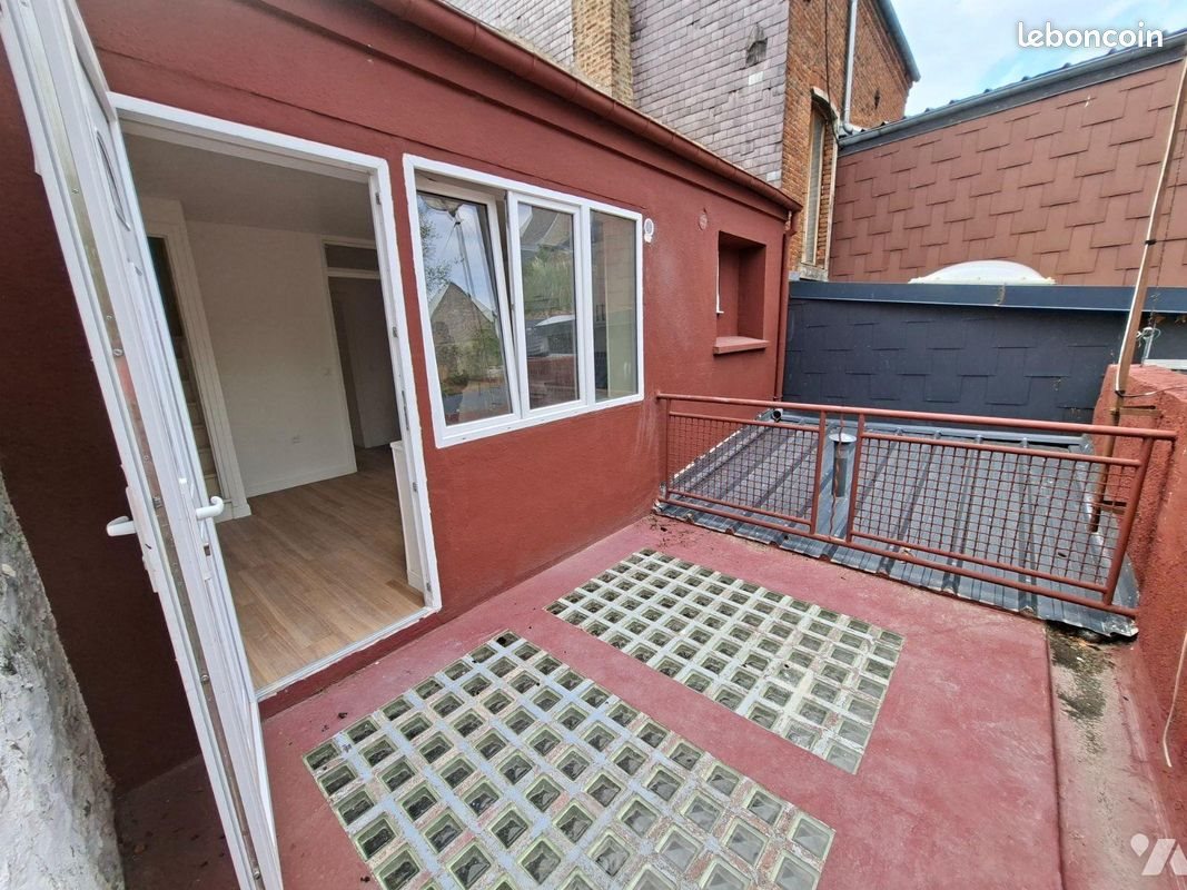 Appartement à louer, 70m², Trélon