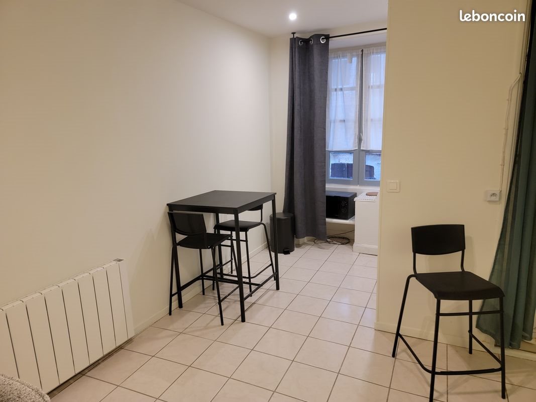 Appartement à louer, 20m², Cahors