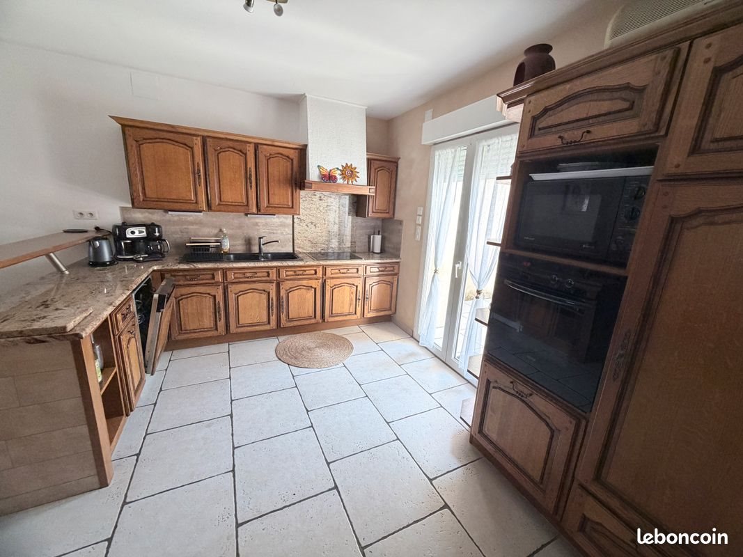 Maison à louer, 160m², Lafrançaise