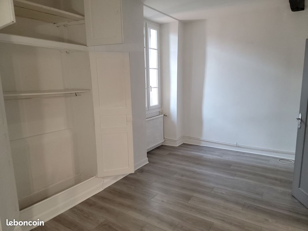 Appartement à louer, 47m², Cahors