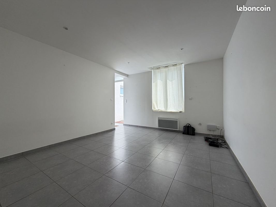 Maison à vendre, 56m², Neuville-Saint-Rémy