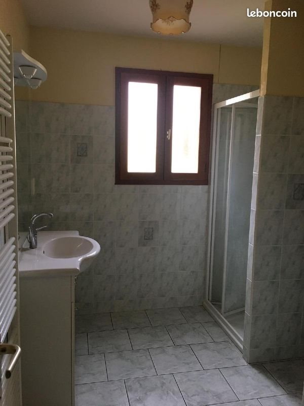 Maison à louer, 100m², Matour