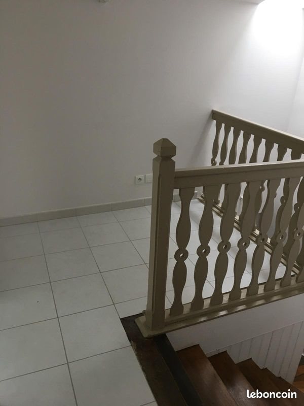 Appartement à louer, 45m², Cluny