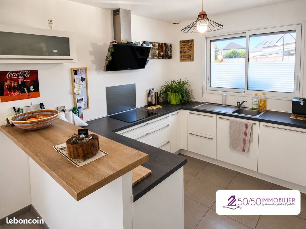 Maison à vendre, 122m², Landivisiau