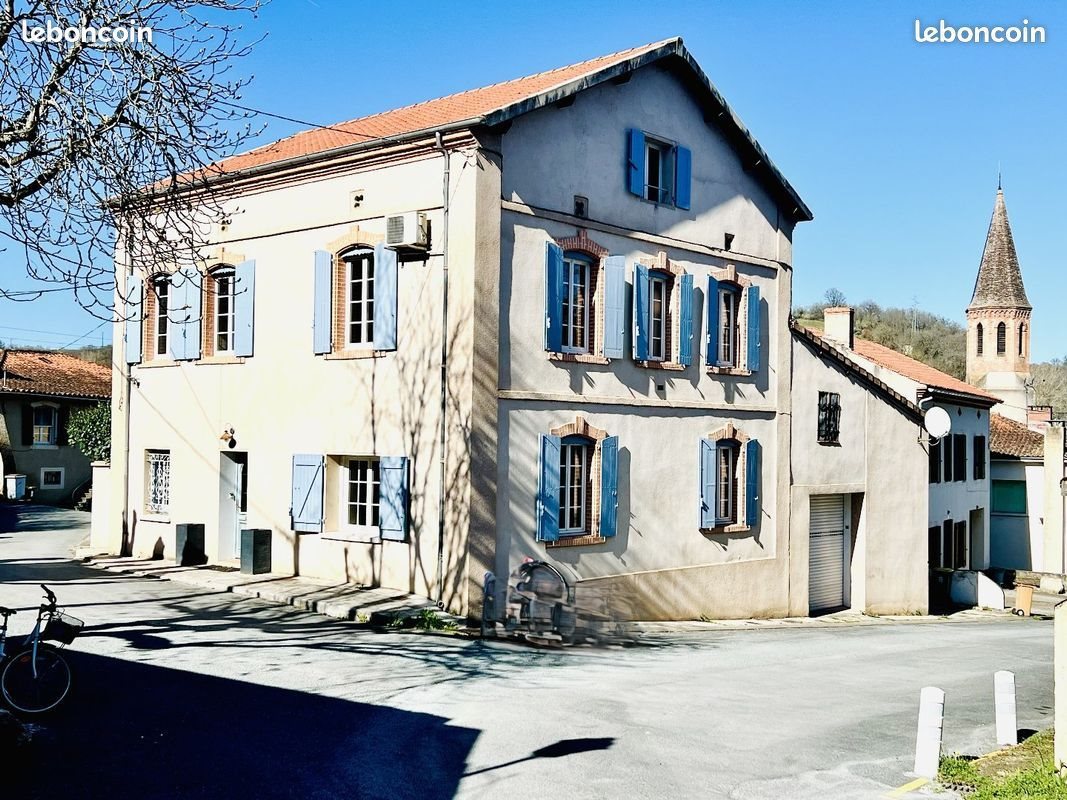 Maison à louer, 180m², Saint-Juéry