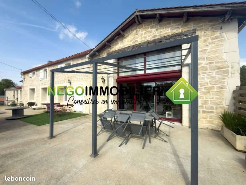 Maison à vendre, 380m², Saint-Mathurin