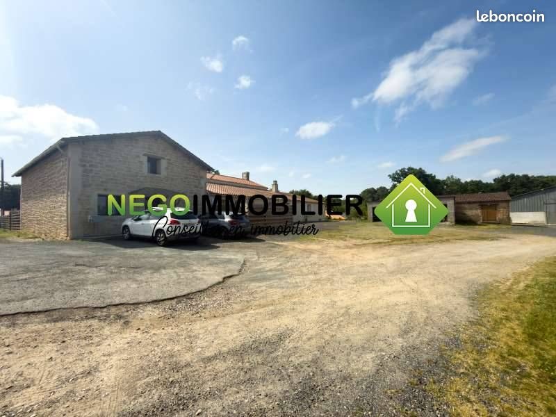 Maison à vendre, 380m², Saint-Mathurin