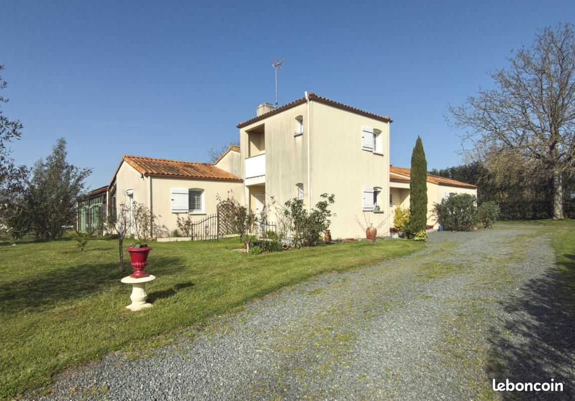 Maison à vendre, 144m², La Réorthe
