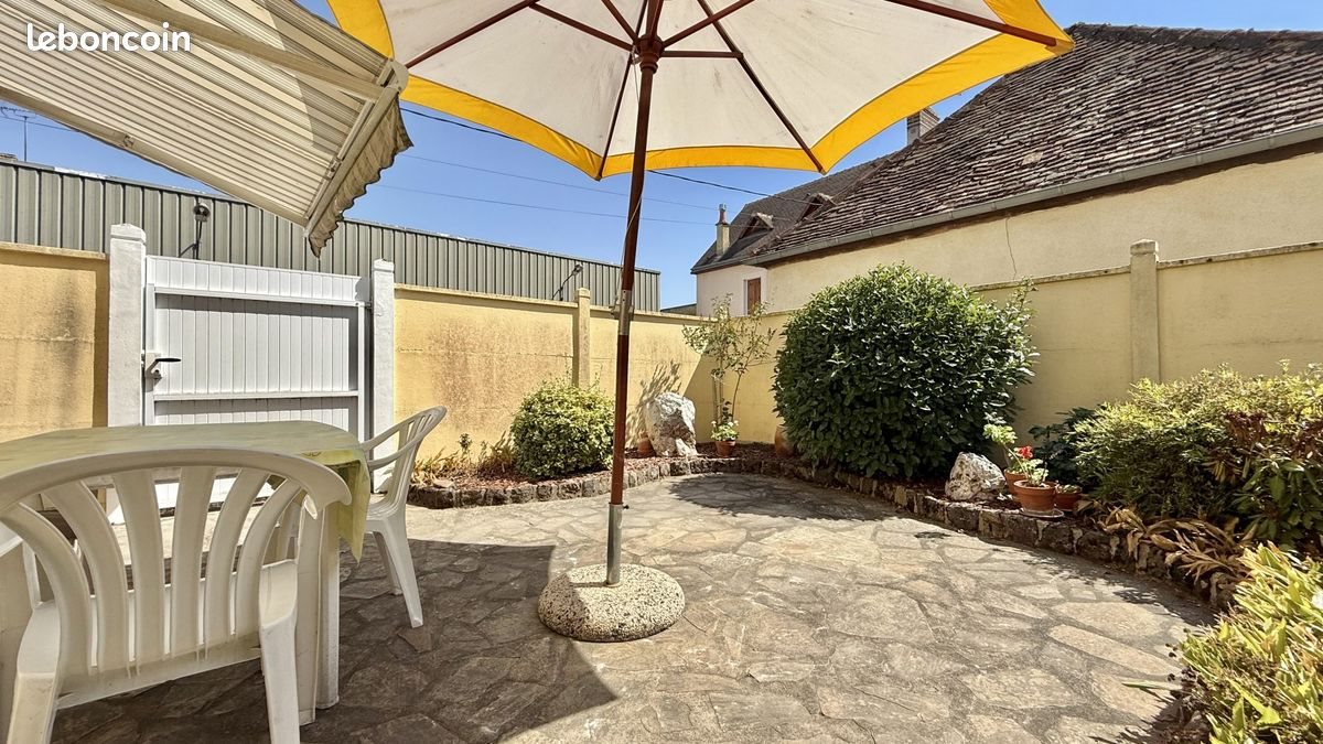Maison à vendre, 114m², Saint-Cosme-en-Vairais