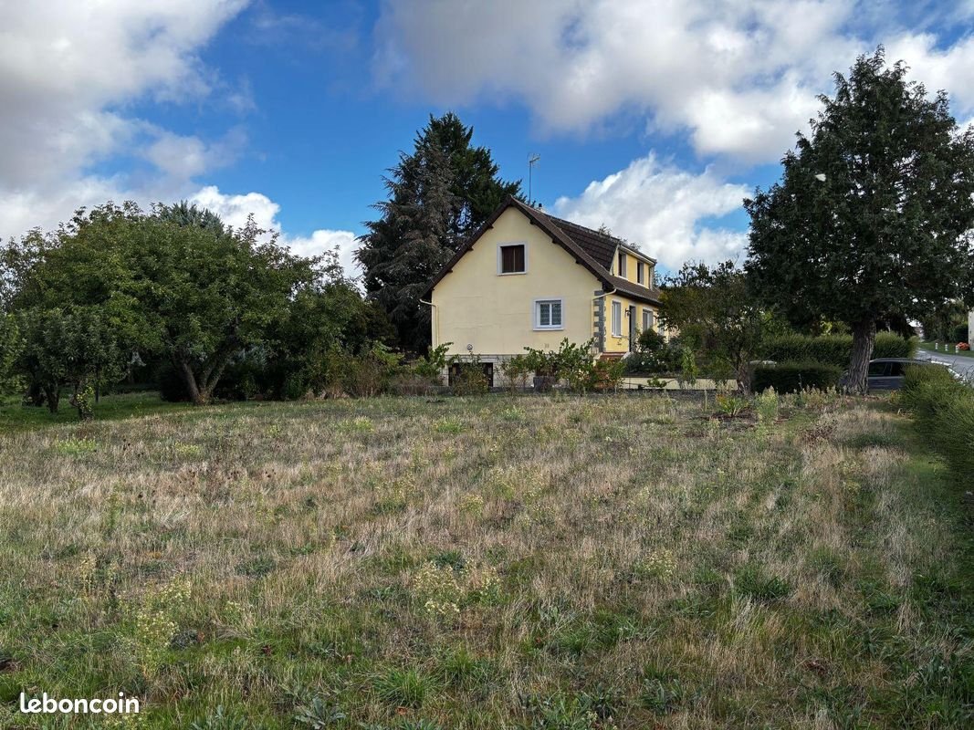 Maison à vendre, 128m², Saint-Cosme-en-Vairais