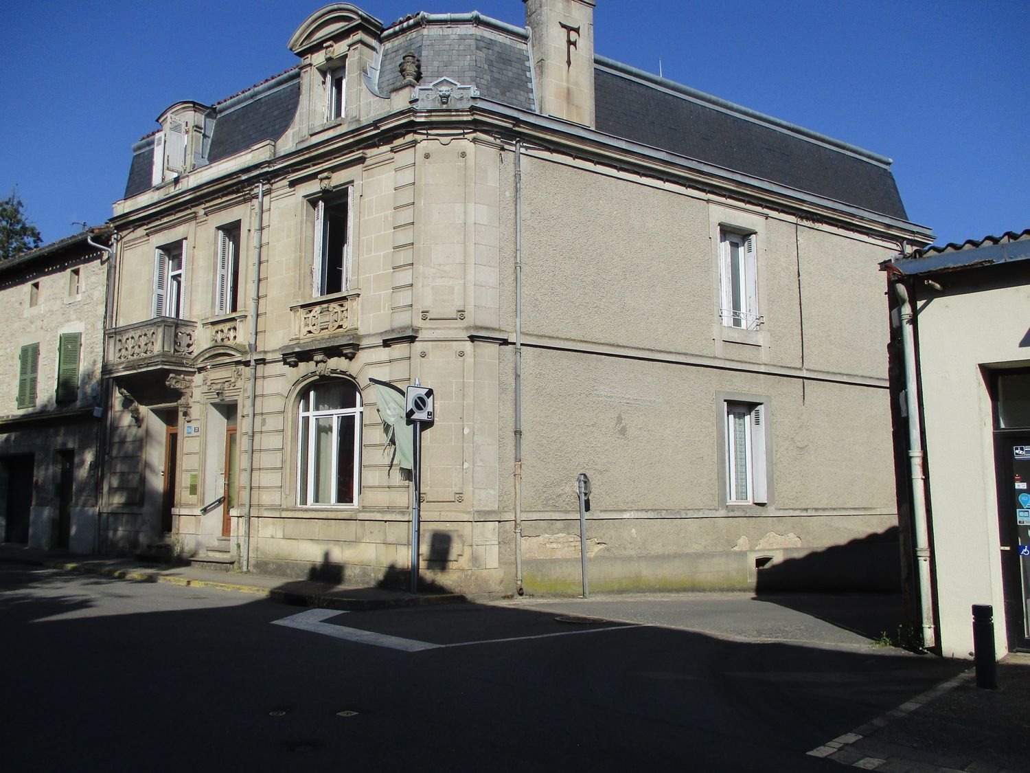 Maison à vendre, 186m², Valence-en-Poitou