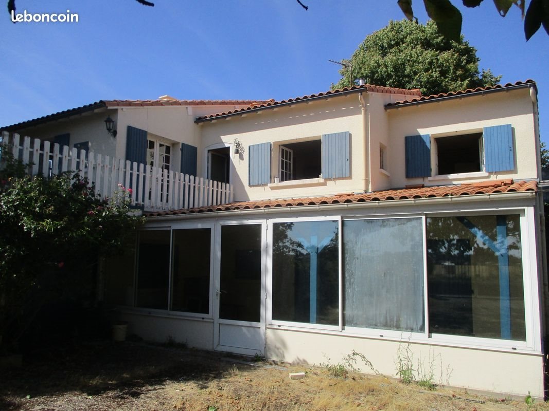 Maison à vendre, 213m², Valence-en-Poitou