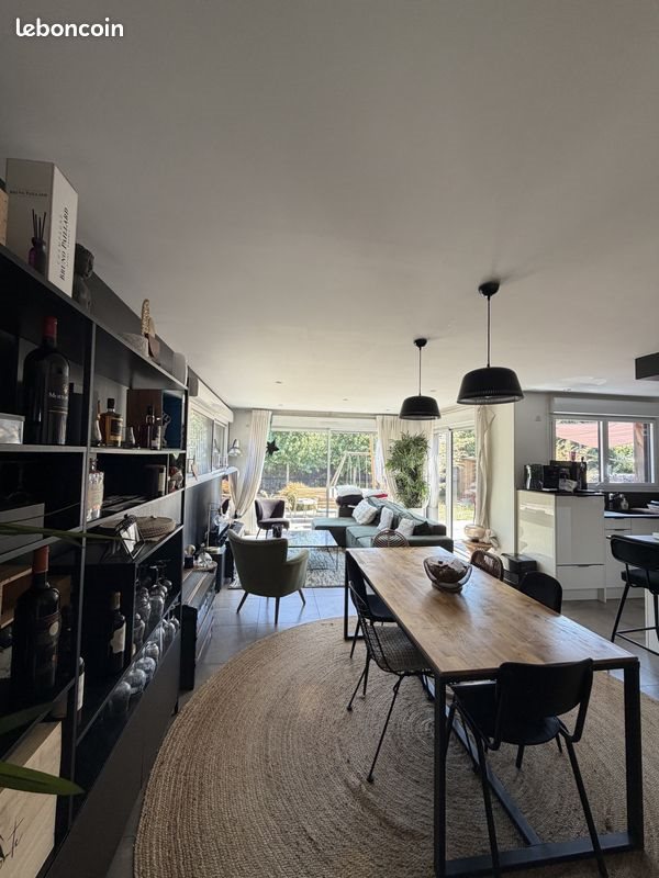 Maison à vendre, 101m², Neuville-sur-Sarthe