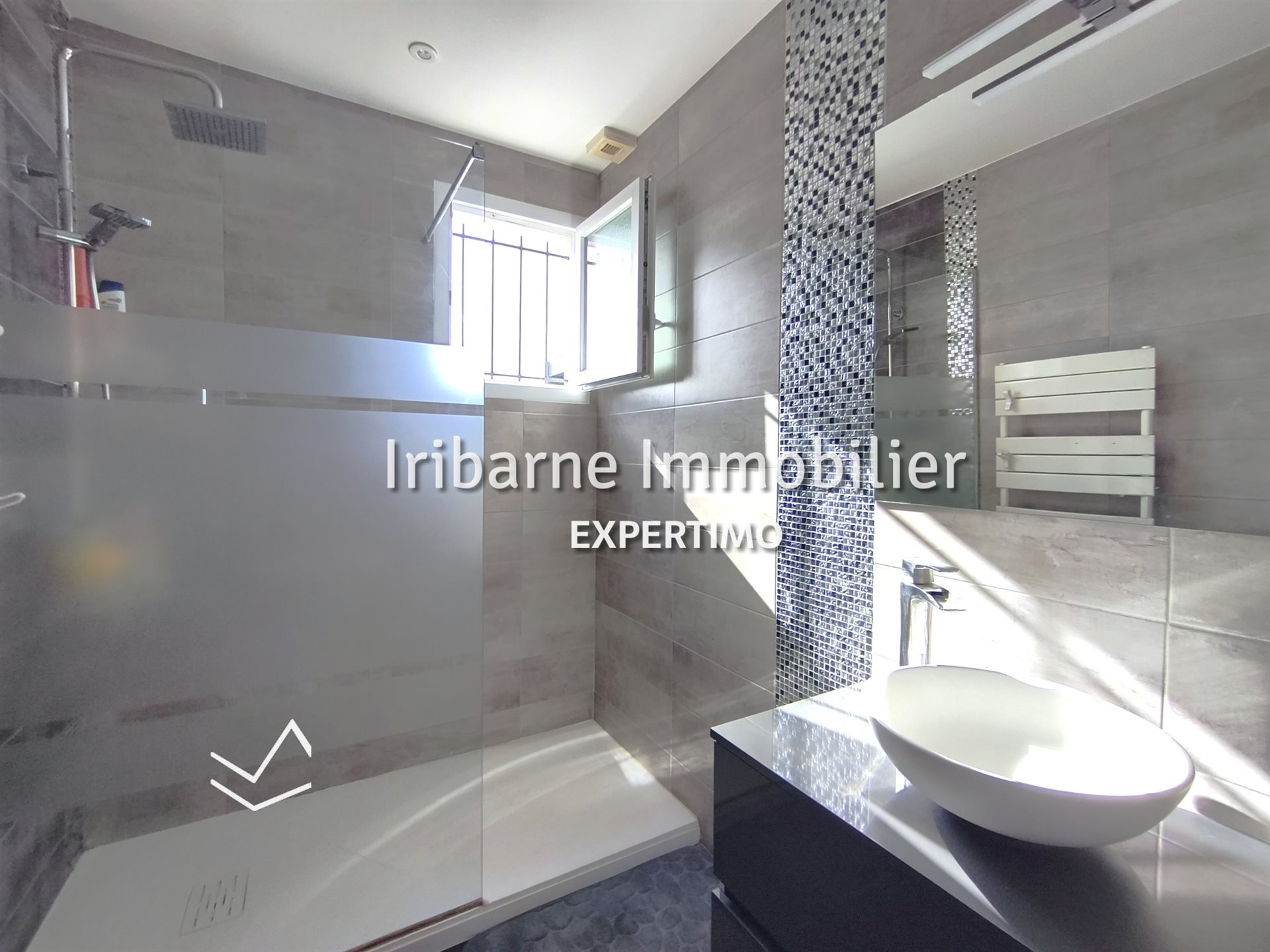 Maison à vendre, 93m², Saint-Georges-des-Coteaux