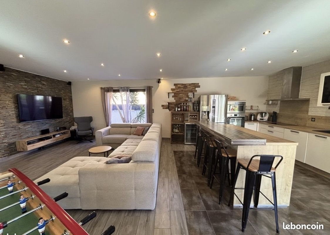 Maison à vendre, 140m², Saint-Jean-Lasseille