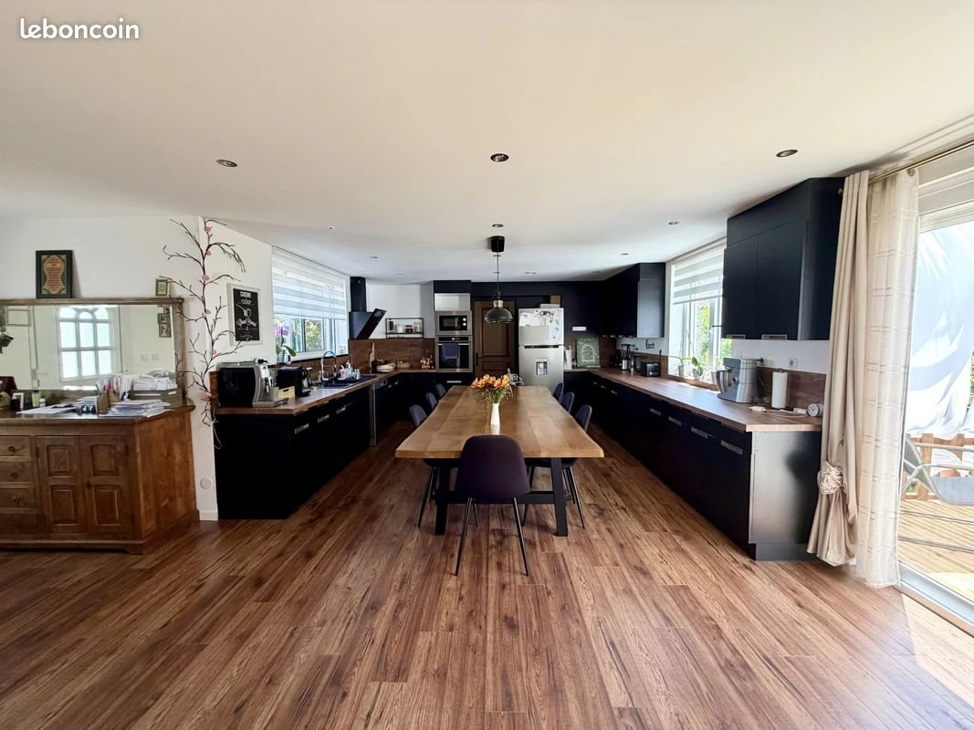 Maison à vendre, 150m², Cournon-d'Auvergne