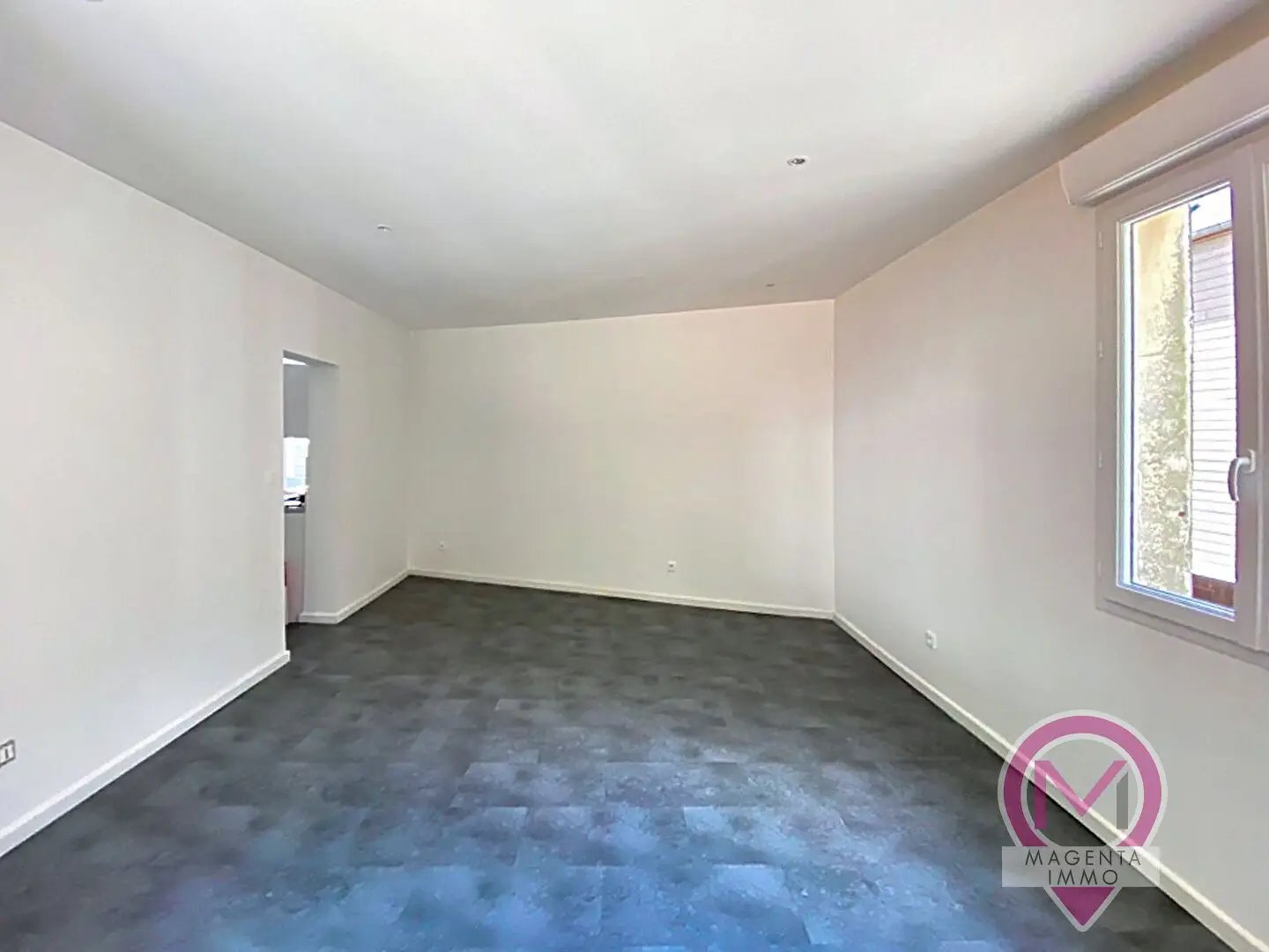 Appartement à louer, 43m², Saint-Léger-du-Bourg-Denis