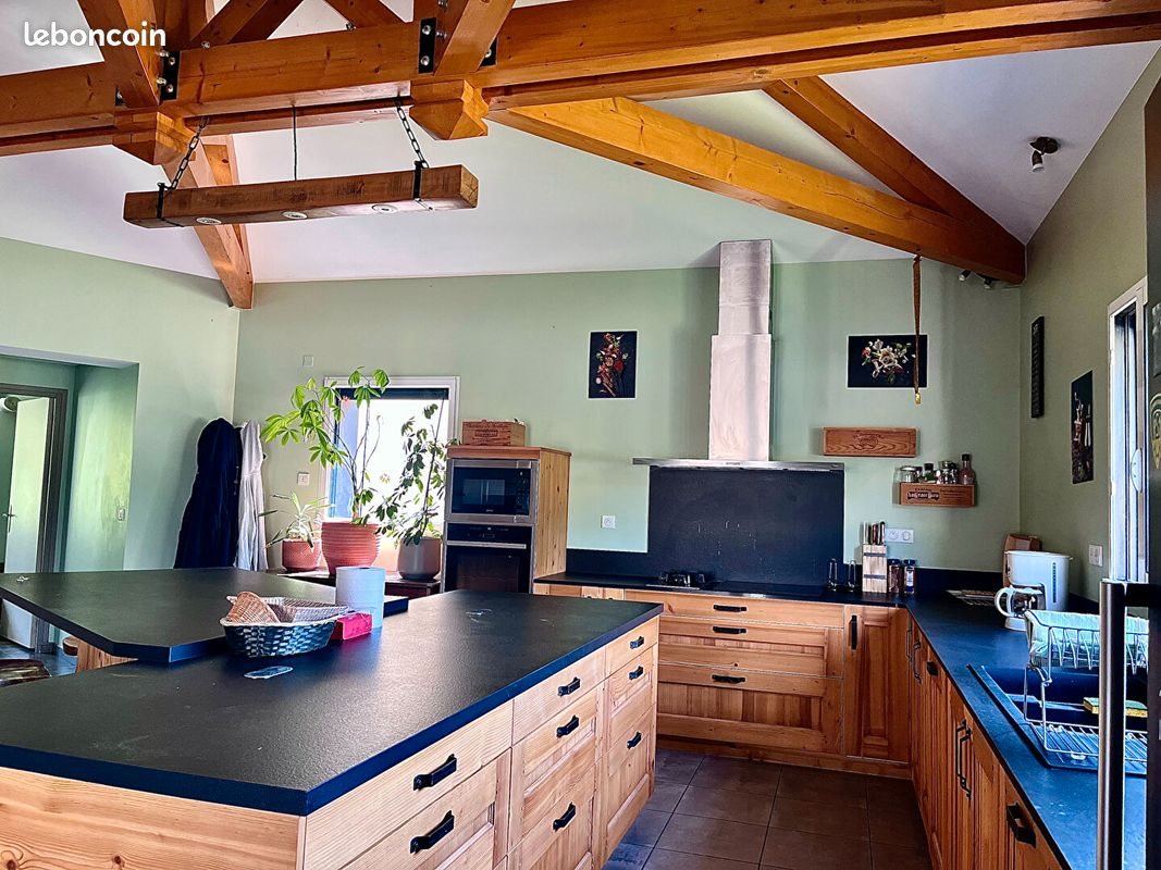 Maison à vendre, 213m², Thiers