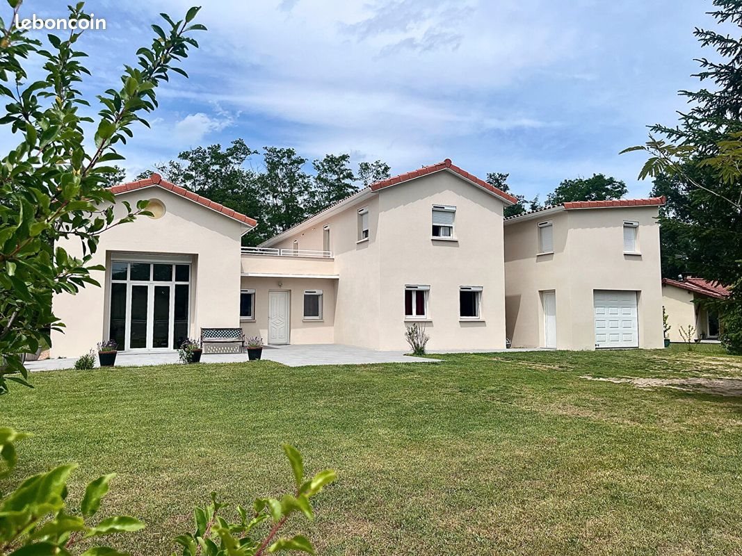 Maison à vendre, 232m², Orléat