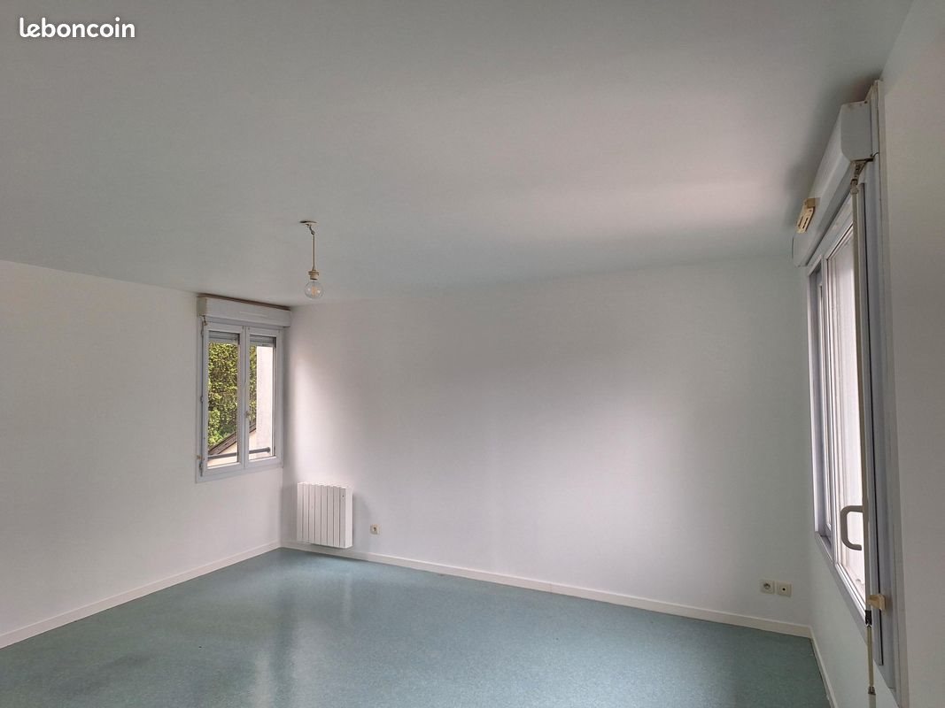 Appartement à louer, 74m², Châteaumeillant