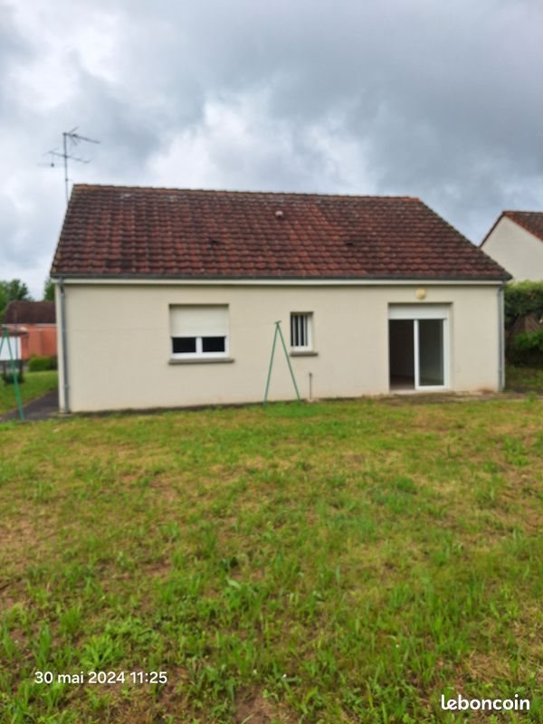 Maison à louer, 78m², Beffes