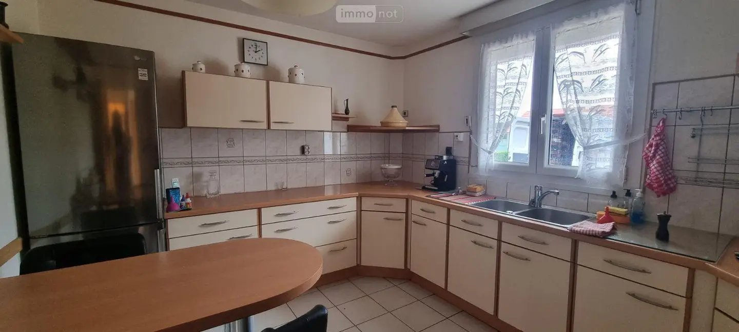 Maison à vendre, 109m², Saint-Pavace