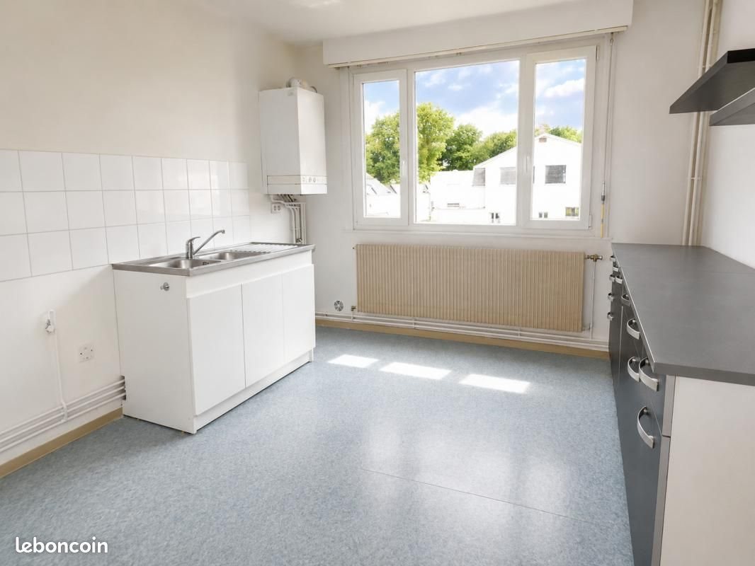 Appartement à louer, 80m², Hazebrouck