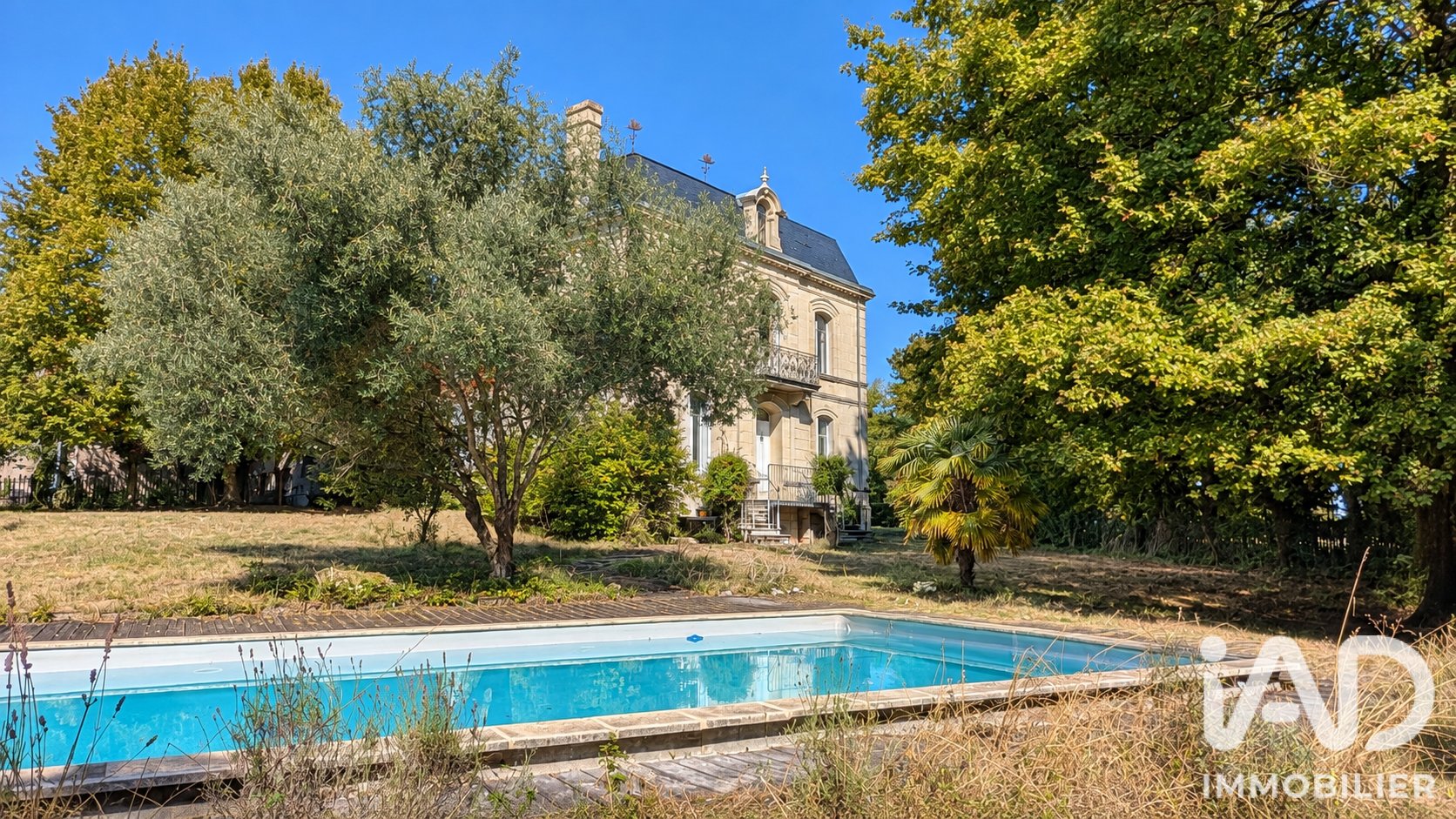Maison à vendre, 407m², Montlieu-la-Garde