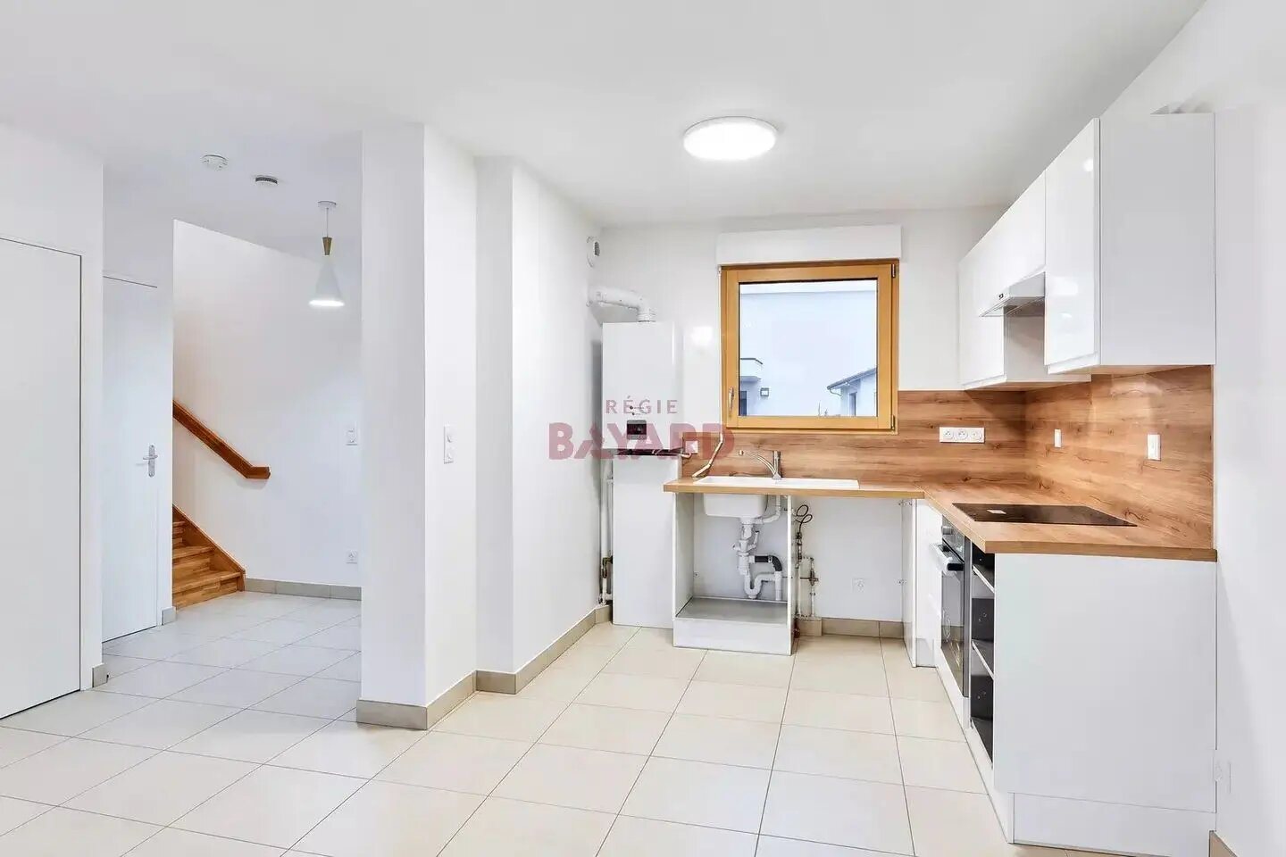 Maison à louer, 95m², Civrieux-d'Azergues