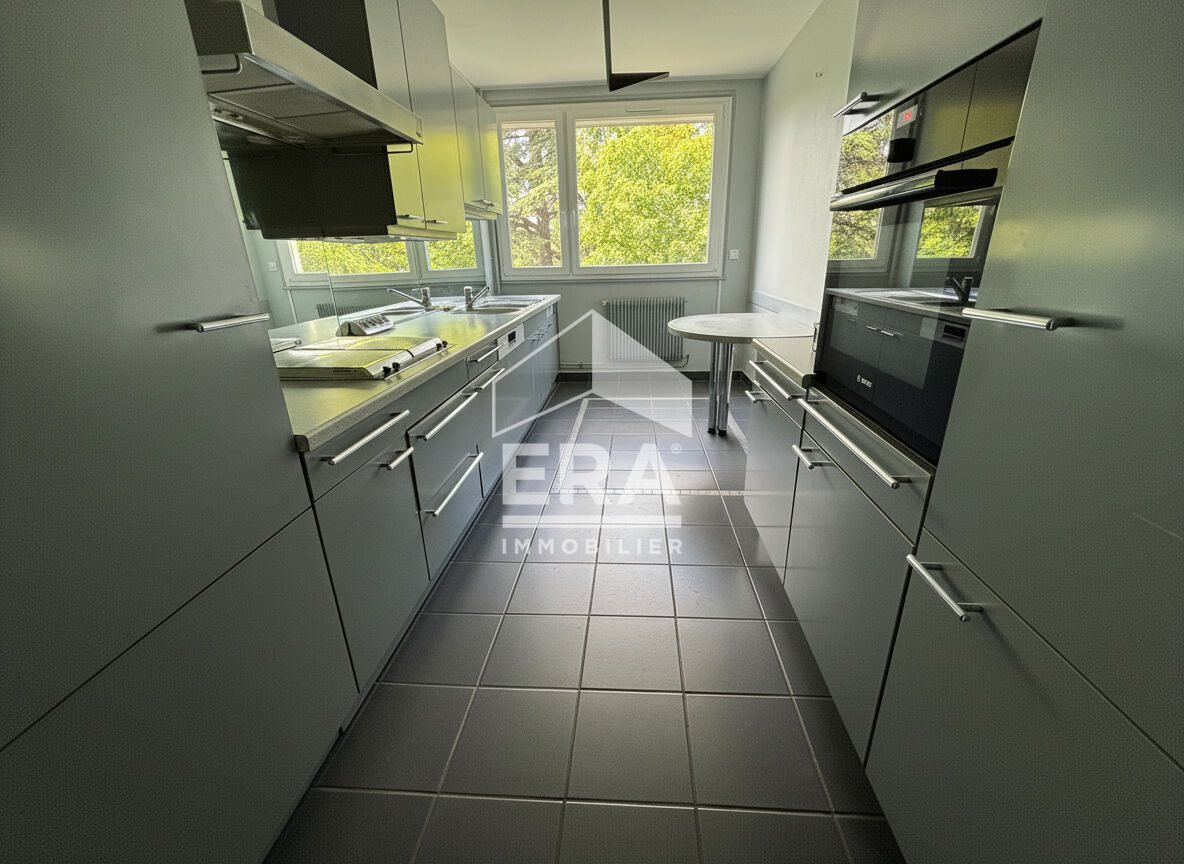 Appartement à vendre, 100m², Écully
