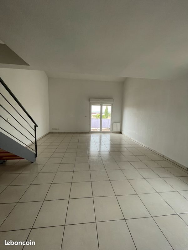 Appartement à louer, 79m², Thézan-lès-Béziers