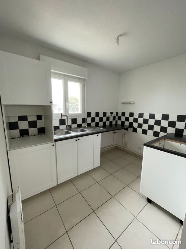 Appartement à louer, 79m², Thézan-lès-Béziers