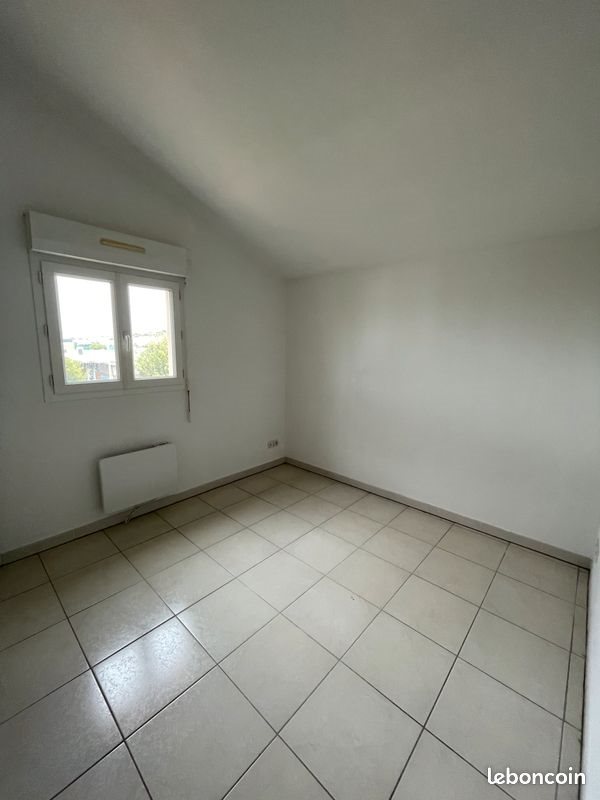 Appartement à louer, 79m², Thézan-lès-Béziers