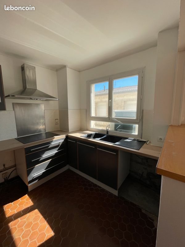 Appartement à louer, 79m², Béziers